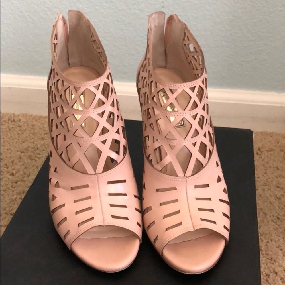 Die Cut Heels